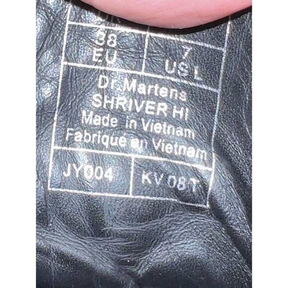 DR MARTENS Shriver Hi Black Burnished Wyoming Leather Boots Women 7 US - Picture 14 of 14